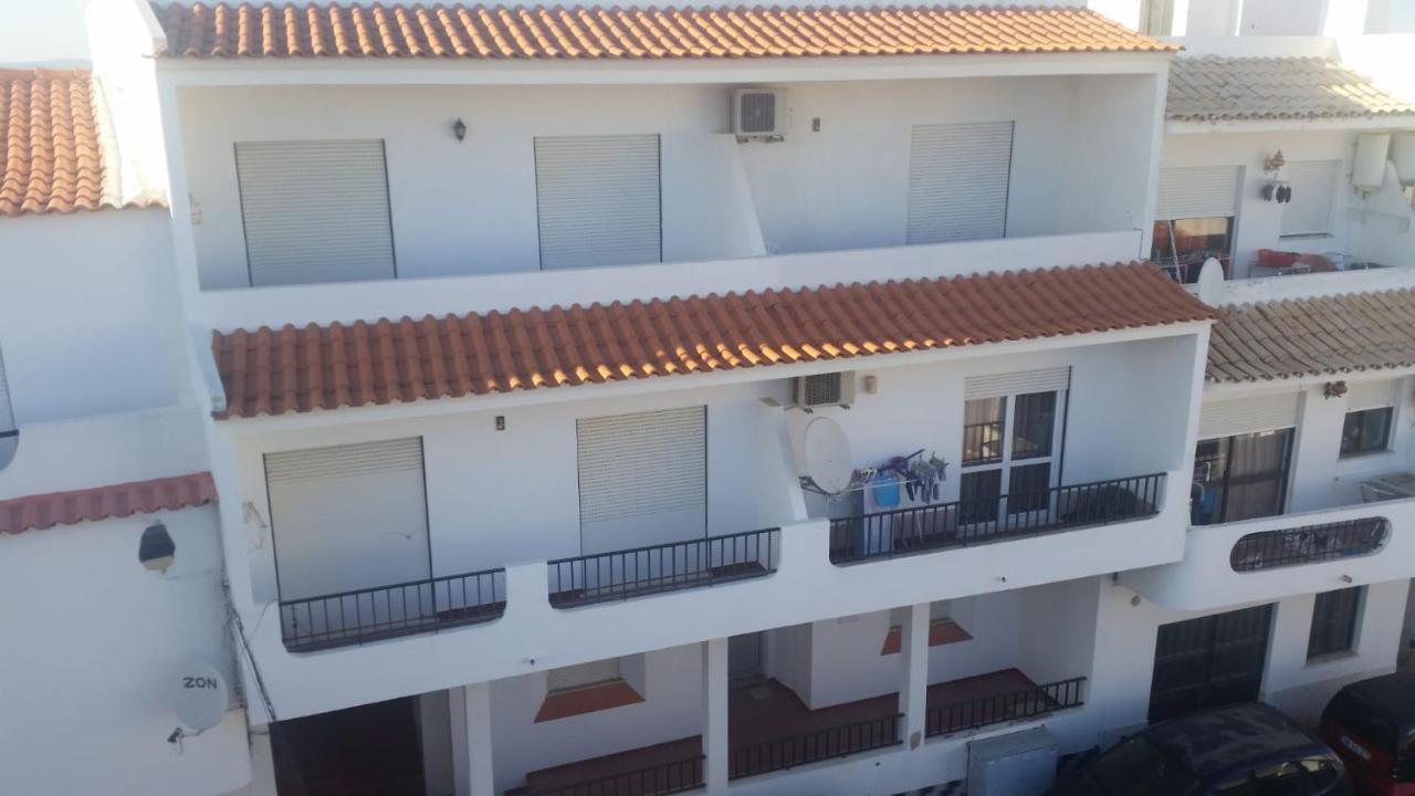 Studio Apartment With Sea View & Fibre Internet Albufeira Extérieur photo